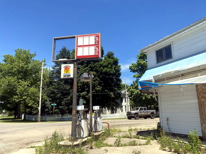 Bartletts Pavillion - June 17 2022 Photo - In And Around Pleasant Lake (newer photo)